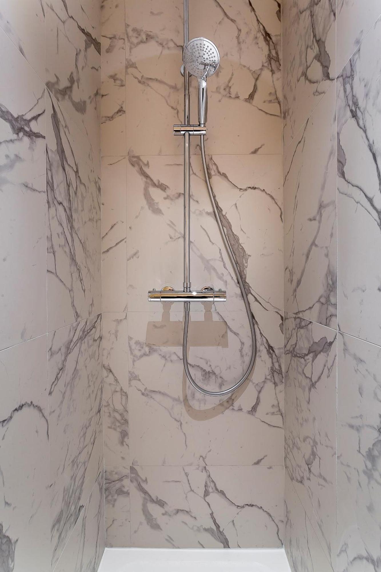 Arbre Sec - meublé Lyon - proche place des Terreaux - Appartement 2beapart Esterno foto